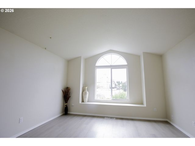 2702 Ne 94TH St, Vancouver, WA 98665