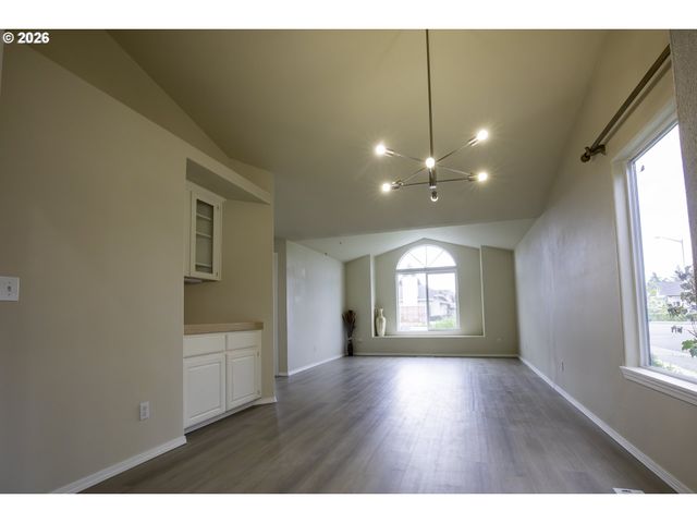 2702 Ne 94TH St, Vancouver, WA 98665