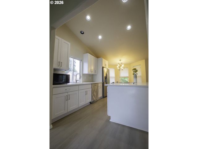 2702 Ne 94TH St, Vancouver, WA 98665