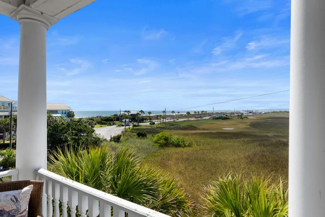 1024 W Ashley Avenue, Folly Beach, SC 29439
