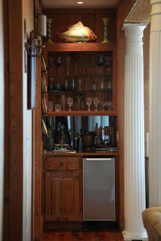 1024 W Ashley Avenue, Folly Beach, SC 29439