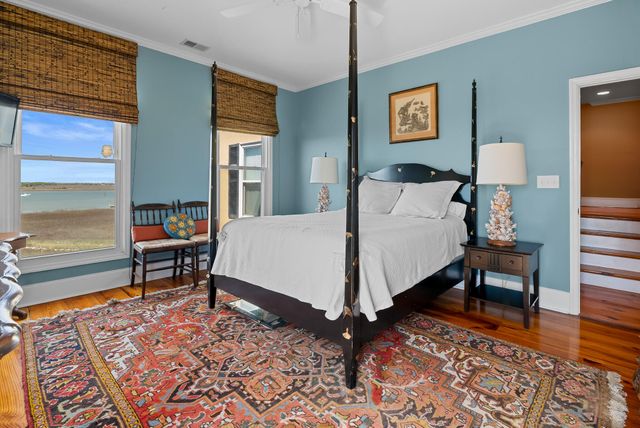 1024 W Ashley Avenue, Folly Beach, SC 29439