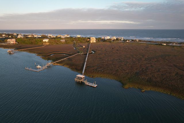 1024 W Ashley Avenue, Folly Beach, SC 29439
