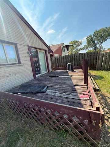 4556 Cleveland Street, Wayne, MI 48184