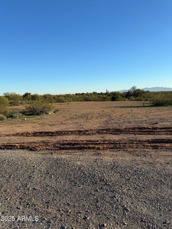 Image 7 of property listing at 417XX N 252ND Avenue -, Morristown, AZ 85342