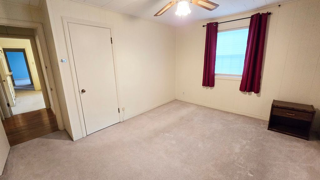 Image 19 of property listing at 630 Short Street, Centralia, IL 62801