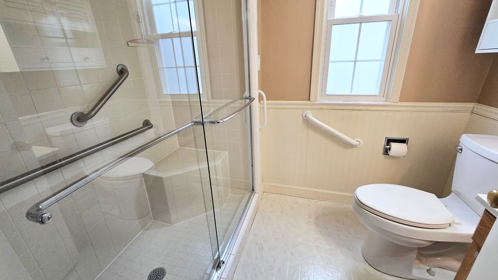 Image 20 of property listing at 630 Short Street, Centralia, IL 62801