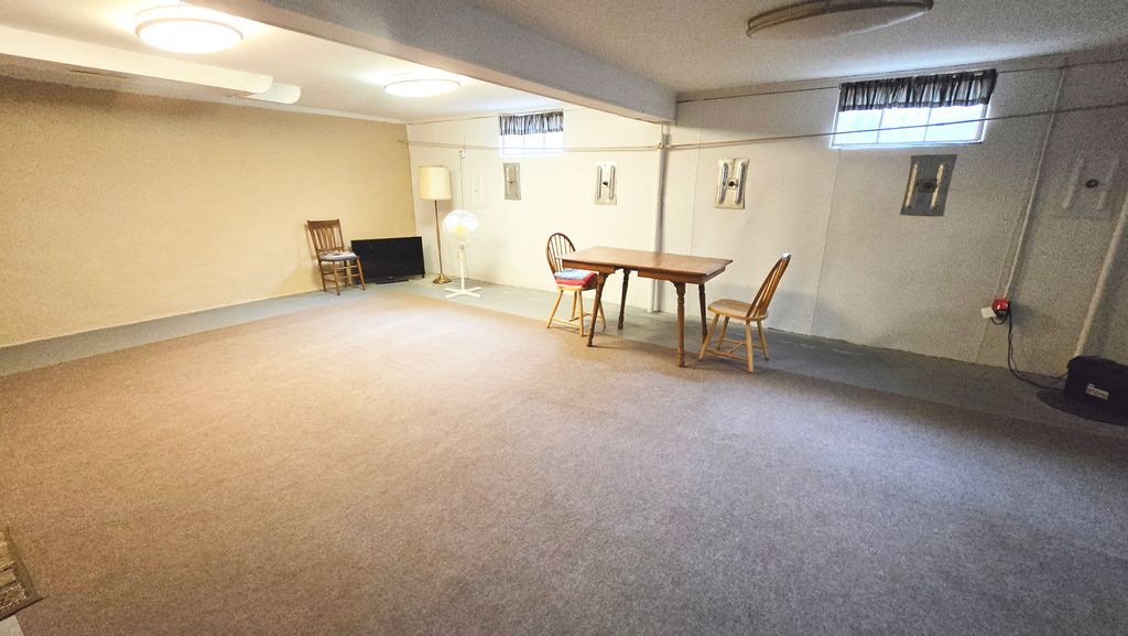 Image 42 of property listing at 630 Short Street, Centralia, IL 62801