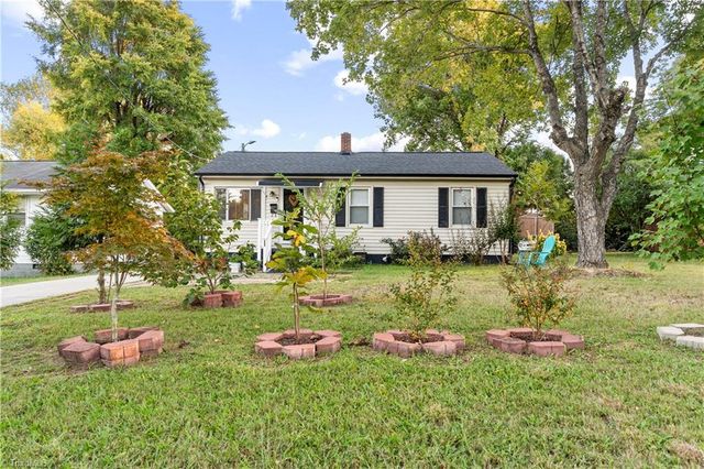 2112 Vale Place, Greensboro, NC 27401