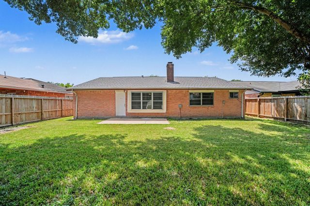 10419 Gulfstream Lane, Sugar Land, TX 77498