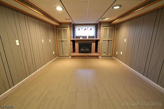 16 Essex St, Clifton City, NJ 07014