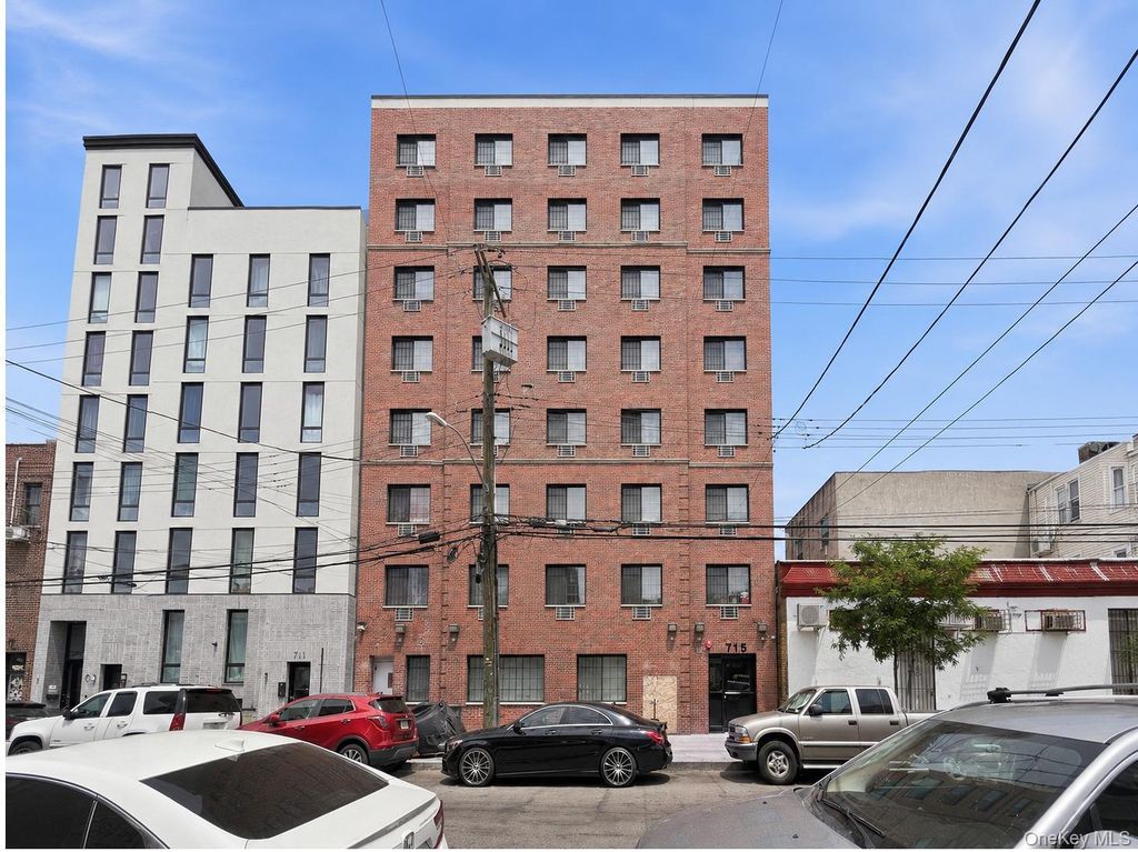 715 E 214th Street, Bronx, NY 10467 — exterior