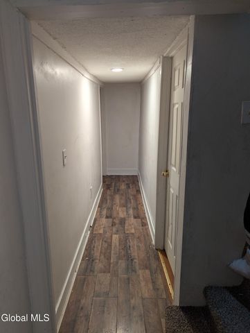 54 Ontario Street, Albany, NY 12206