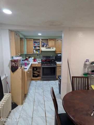 54 Ontario Street, Albany, NY 12206