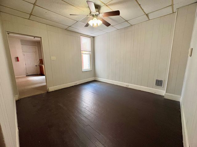 240 W JACKSON ST, York, PA 17401