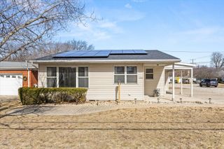 1002 N Oakley Avenue, Streator, IL 61364