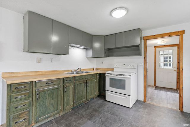 0770 S May Drive, Cromwell, IN 46732