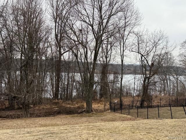 206 Waters Edge, Valley Cottage, NY 10989