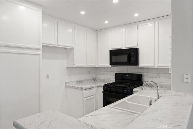 13100 Bromont Avenue 15, Sylmar, CA 91342