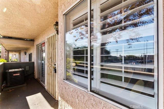 13100 Bromont Avenue 15, Sylmar, CA 91342