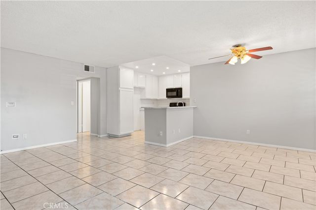 13100 Bromont Avenue 15, Sylmar, CA 91342