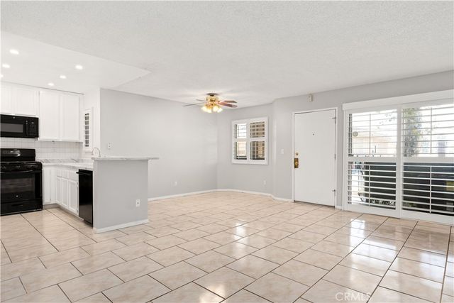 13100 Bromont Avenue 15, Sylmar, CA 91342