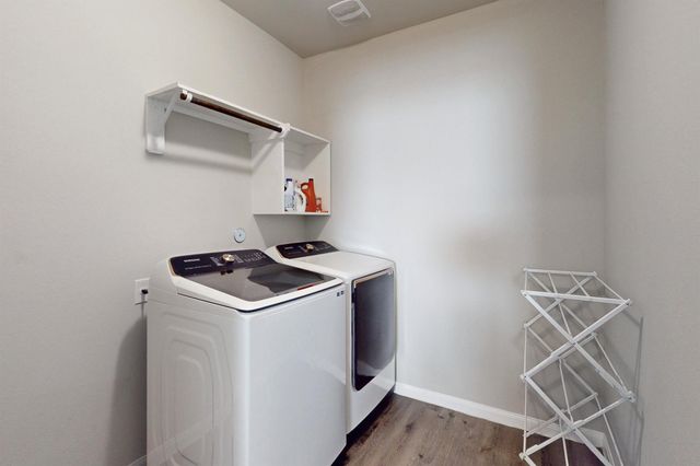 4710 Las Casitas Way, Bryan, TX 77807