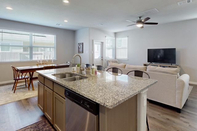 4710 Las Casitas Way, Bryan, TX 77807