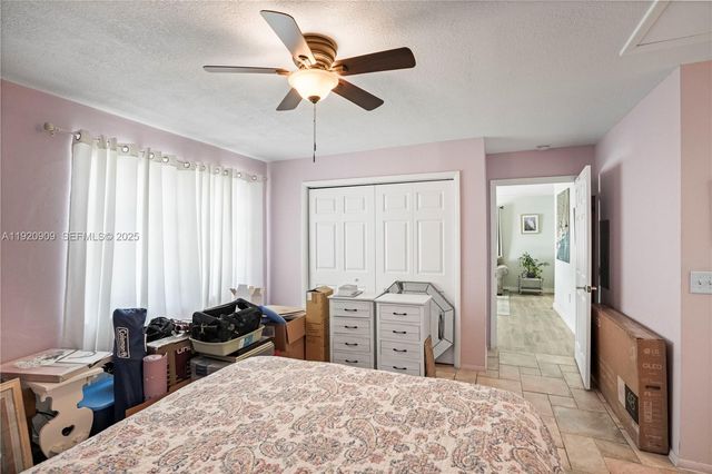 142 NW 10th Ct, Boynton Beach, FL 33426