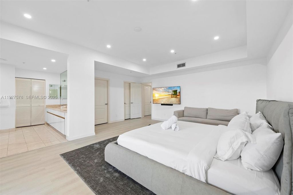 1415 Sunset Harbour Dr 204, Miami Beach, FL 33139