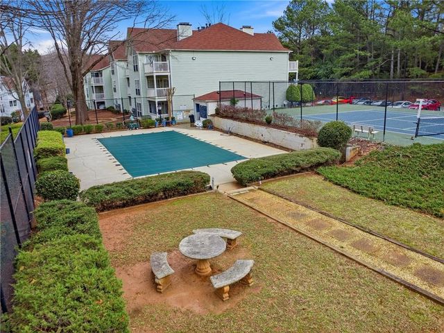 561 Cobblestone Trail, Avondale Estates, GA 30002