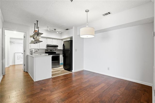 561 Cobblestone Trail, Avondale Estates, GA 30002