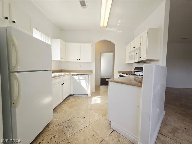 5525 West Flamingo Road 2028, Las Vegas, NV 89103