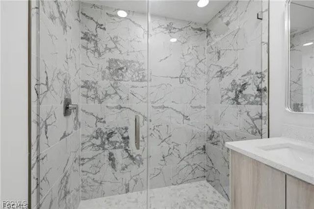 1923 NE 33rd ST, Cape Coral, FL 33909