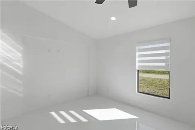 1923 NE 33rd ST, Cape Coral, FL 33909