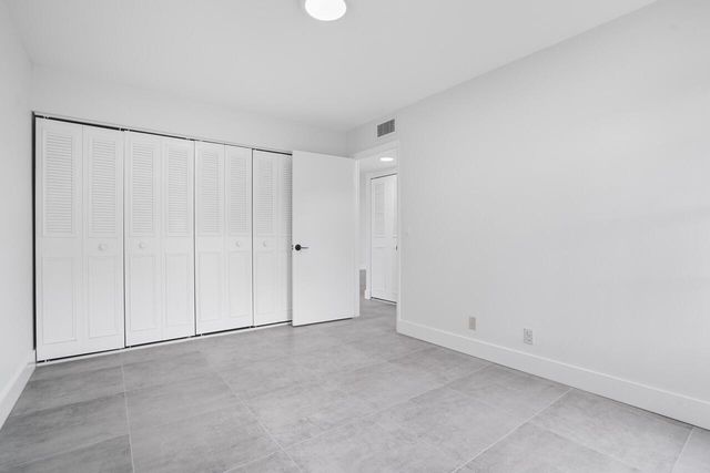 737 Nantucket Circle B, Lake Worth, FL 33467