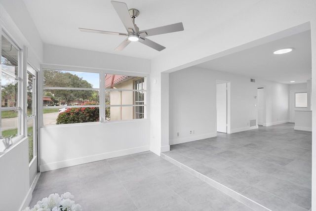 737 Nantucket Circle B, Lake Worth, FL 33467