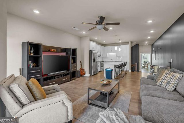 2030 Main Street NW 207, Atlanta, GA 30318