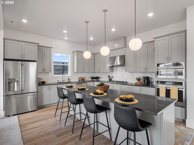 11661 Sw Hayrick Ter, Beaverton, OR 97007