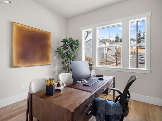 11661 Sw Hayrick Ter, Beaverton, OR 97007