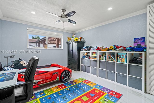 5030 SW 170th Ave, Southwest Ranches, FL 33331