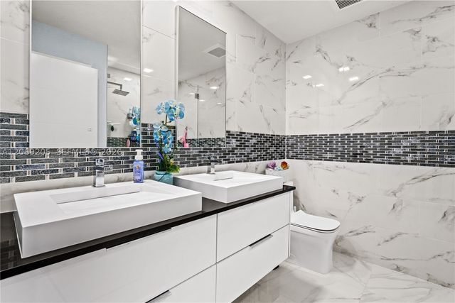 5030 SW 170th Ave, Southwest Ranches, FL 33331