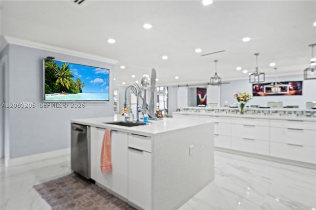 5030 SW 170th Ave, Southwest Ranches, FL 33331