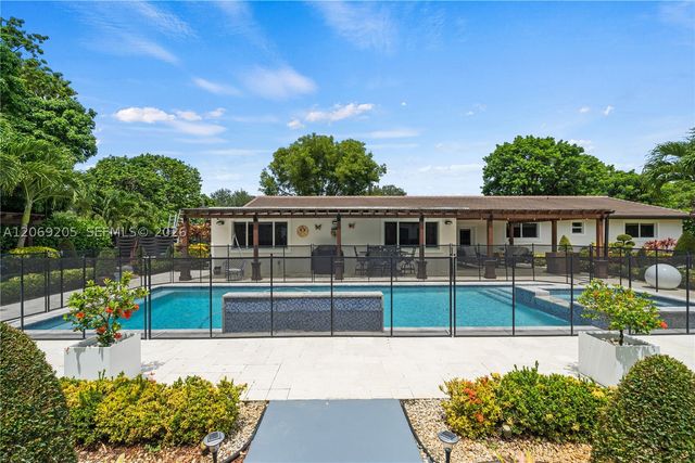 5030 SW 170th Ave, Southwest Ranches, FL 33331