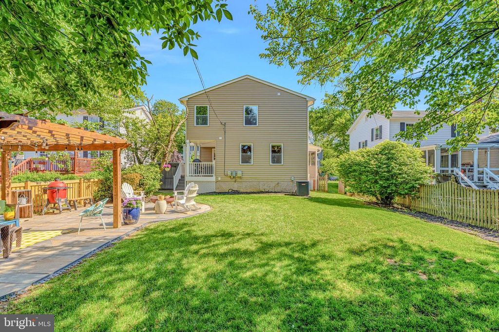 Image 44 of property listing at 506 BROOK RD, Baltimore, MD 21286