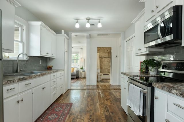 1700 Eubank ST, Georgetown, TX 78626