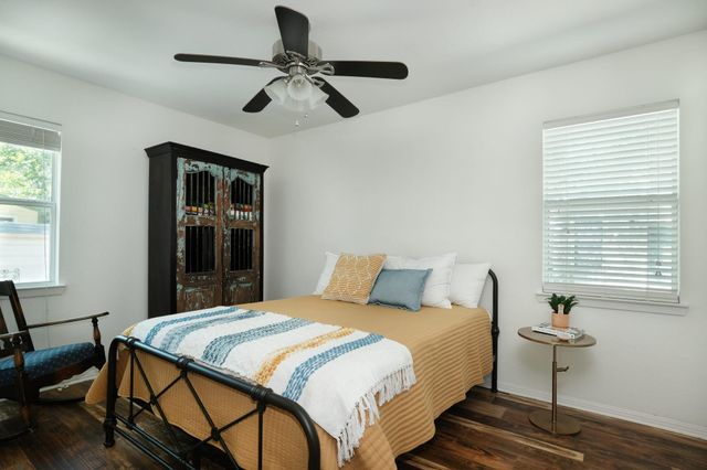 1700 Eubank ST, Georgetown, TX 78626