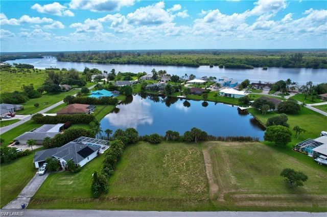 17091 Waters Edge CIR, North Fort Myers, FL 33917