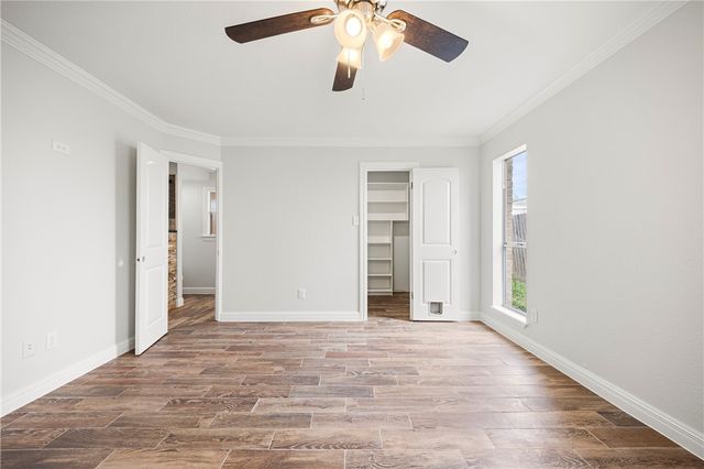 7030 Tree Top Pl, Corpus Christi, TX 78413