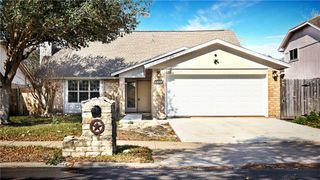 7030 Tree Top Pl, Corpus Christi, TX 78413